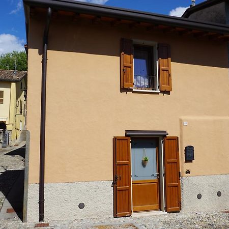 La Casetta In Cittadella Лонато Екстер'єр фото